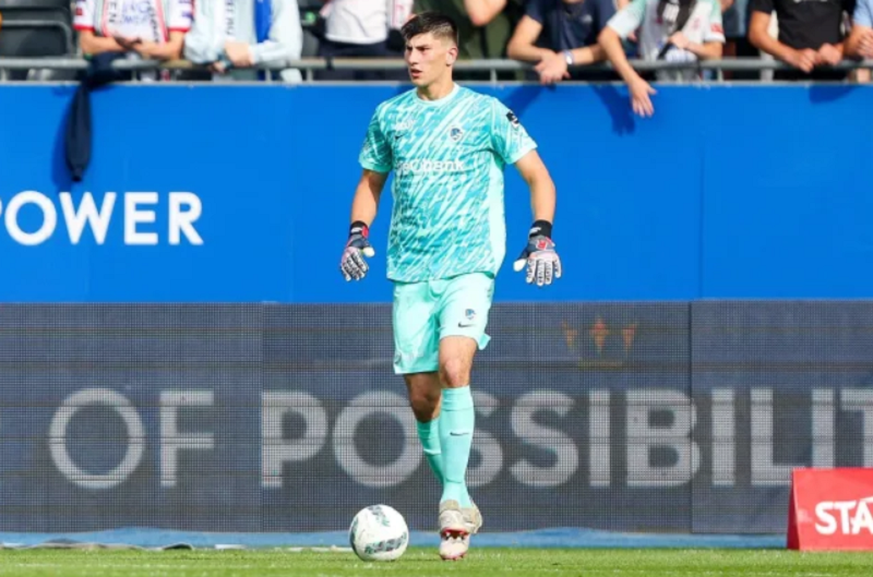 mike-penders-roi-chelsea-chuan-bi-thi-dau-cho-strasbourg